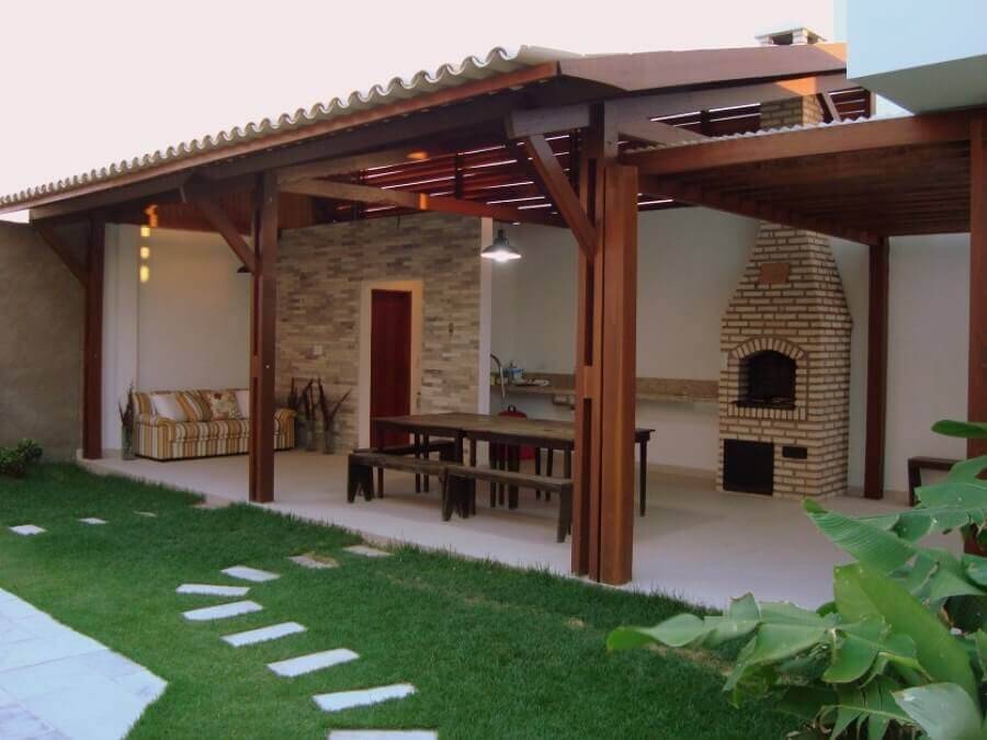 Edícula construída com estrutura em concreto